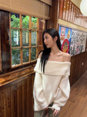 Autumn and Winter Fashion New Women's Elegant Off Shoulder Knitted Korean High End Hoodie One Shoulder Warm Base Knitted Sweater